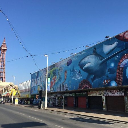 Bamber House - Large Modern Home & Perfect Location Blackpool Buitenkant foto