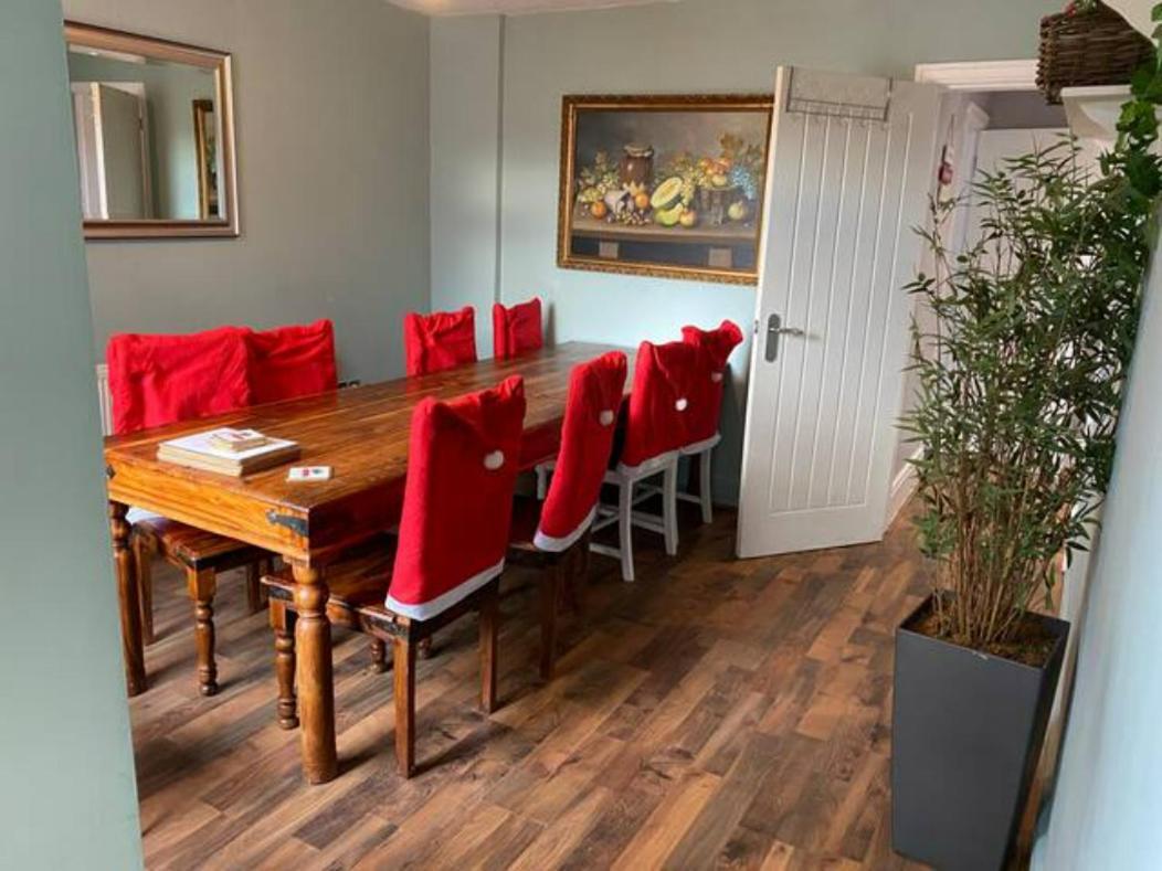 Bamber House - Large Modern Home & Perfect Location Blackpool Buitenkant foto