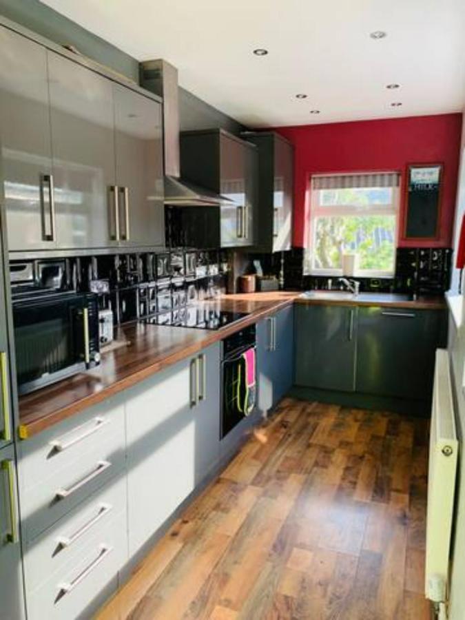 Bamber House - Large Modern Home & Perfect Location Blackpool Buitenkant foto